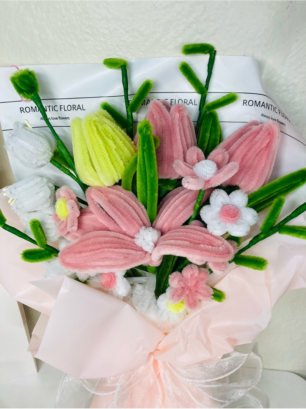 NEW‎ Handcrafted Pink & Yellow Faux Floral Bouquet Gift Set +bag +card +lights - Picture 6 of 6